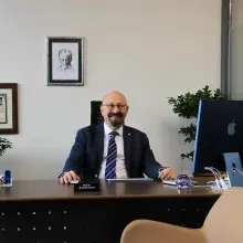 Prof. Dr. Mehmet Murat Sümer — Nöroloji, Ankara. Portre fotoğrafı.