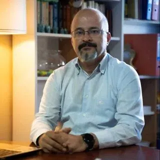 Op. Dr. Hasan Serdar Bozkurt — Genel Cerrahi, Bartın. Portre fotoğrafı.