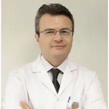 Op. Dr. Mehmet Gürel — Ortopedi Ve Travmatoloji, İstanbul. Portre fotoğrafı.