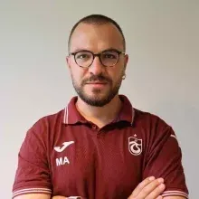 Fzt. Mahsum Akikol — Fizyoterapi Ve Rehabilitasyon, Beşiktaş, İstanbul. Portre fotoğrafı.