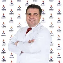 Doç. Dr. Mustafa Tanrıverdi — Enfeksiyon Hastalıkları, Şehitkamil, Gaziantep. Portre fotoğrafı.