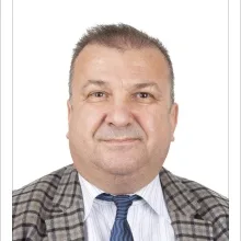 Prof. Dr. Bahadır Bakım — Psikiyatri, İstanbul. Portre fotoğrafı.