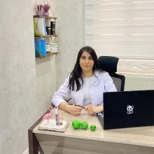 Dyt. Yasemin Güneş Bozkoyun — Diyetisyen. Portre fotoğrafı.