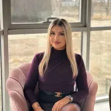 Uzm. Psk. İrem Çırakman — Psikoloji, Ankara. Portre fotoğrafı.