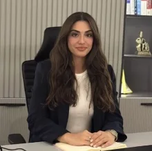 Uzm. Psk. Ayla Çelik — Psikoloji, İstanbul. Portre fotoğrafı.