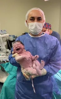 Op. Dr. Suat Karataş profilinde yer alan galeri fotoğrafı.