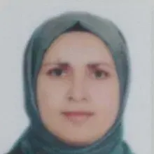 Dt. Asime Karakaya — Diş Hekimi, İstanbul. Portre fotoğrafı.