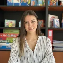 Uzm. Dkt. Nur Melike Doğruöz Altıntaş — Dil ve Konuşma Terapisi, Eskişehir. Portre fotoğrafı.