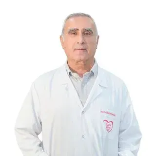 Uzm. Dr. Mustafa Çakmakçı — Genel Cerrahi, Sancaktepe, İstanbul. Portre fotoğrafı.