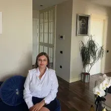 Psk. Nazmiye Toraman — Psikoloji, Kırklareli. Portre fotoğrafı.