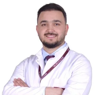 Op. Dr. Selim Özkaya — Çocuk Cerrahisi, Bursa. Portre fotoğrafı.