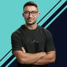 Fzt. Eren Can Dibekoğlu — Fizyoterapi Ve Rehabilitasyon, Çanakkale. Portre fotoğrafı.
