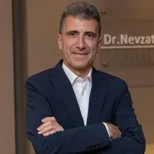 Dr. Öğr. Üyesi Nevzat Demirbilek — Kulak Burun Boğaz, İstanbul. Portre fotoğrafı.