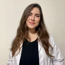 Dkt. Esma Andaç — Dil ve Konuşma Terapisi, Denizli. Portre fotoğrafı.
