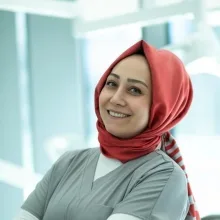 Dt. Ayşe Bige Başaran — Diş Hekimi, İstanbul. Portre fotoğrafı.
