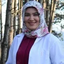 Dyt. Ahsen Coşkun — Diyetisyen, Tokat. Portre fotoğrafı.