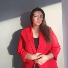 Psk. Şerife Çelik — Psikoloji, Ankara. Portre fotoğrafı.