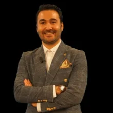 Dr. Mehmet Çağatay Falcıoğlu — Plastik Rekonstrüktif Ve Estetik Cerrahi, Ankara. Portre fotoğrafı.
