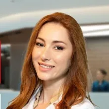 Op. Dr. İlke Karagöz — Plastik Rekonstrüktif Ve Estetik Cerrahi, Adana. Portre fotoğrafı.