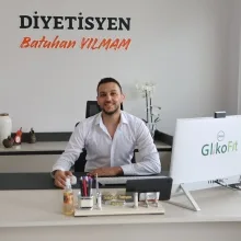 Dyt. Batuhan Yılmam — Diyetisyen, Bartın. Portre fotoğrafı.