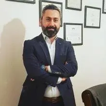 Psk. Ayhan Altaş — Psikoloji, Bursa. Portre fotoğrafı.