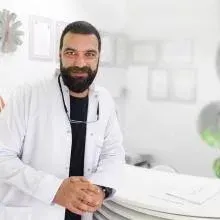 Dr. Devrim Gürsoy — Çankaya, Ankara. Portre fotoğrafı.