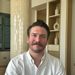 Kl. Psk. Emir Seçkin — Psikoloji, İstanbul. Portre fotoğrafı.