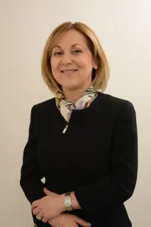 Prof. Dr. Yonca Aydın Akova profilinde yer alan galeri fotoğrafı.