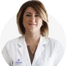 Uzm. Dr. Fatma Özdemir Yıldırım — Nöroloji, Uşak. Portre fotoğrafı.