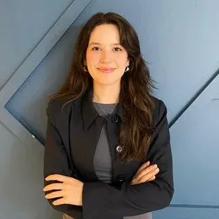 Dyt. Beyza Nur Demir — Diyetisyen, Çankaya, Ankara. Portre fotoğrafı.