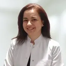 Op. Dr. Makbule Berna Ötük Yaşar — Göz Hastalıkları. Portre fotoğrafı.