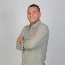 Psk. Oğuzhan Kurtulan — Psikoloji, Aydın. Portre fotoğrafı.