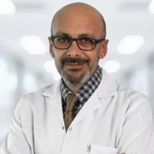 Uzm. Dr. İbrahim Keskinöz — Kulak Burun Boğaz, Bolu. Portre fotoğrafı.