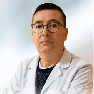Dr. Öğr. Üyesi Mürsel Davarcı — Üroloji, Sultanbeyli, İstanbul. Portre fotoğrafı.