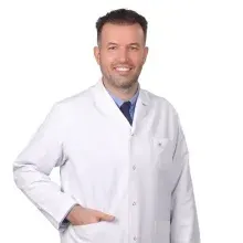 Uzm. Dr. Onur Yılmaz — Adana. Portre fotoğrafı.