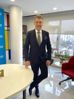 Dr. Dt. Kenan Çavdar profilinde yer alan galeri fotoğrafı.