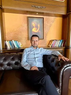 Op. Dr. Taner Kafadar profilinde yer alan galeri fotoğrafı.