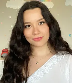 Dkt. Aybüke Akgün profilinde yer alan galeri fotoğrafı.