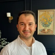 Kl. Psk. Zübeyir Ulusan — Psikoloji, Kadıköy, İstanbul. Portre fotoğrafı.