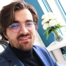 Kl. Psk. Alper Sönmez — Psikoloji. Portre fotoğrafı.