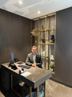 Doç. Dr. Arif Atay profilinde yer alan galeri fotoğrafı.