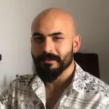 Psk. Ozan Serçe — Psikoloji, Uşak. Portre fotoğrafı.