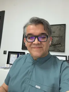 Dr. Mehmet Sarı profilinde yer alan galeri fotoğrafı.