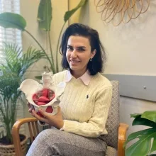 Fzt. Büşra Durak — Fizyoterapi Ve Rehabilitasyon. Portre fotoğrafı.