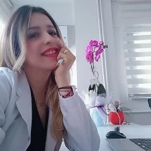 Dyt. Kübra Bingüler — Diyetisyen, Soma, Manisa. Portre fotoğrafı.