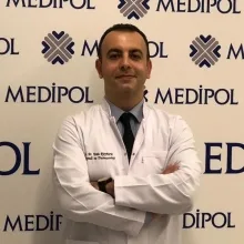 Doç. Dr. Ersin Kuyucu — Ortopedi Ve Travmatoloji, İstanbul. Portre fotoğrafı.