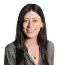 Psk. Burcu Özbaş — Psikoloji, İstanbul. Portre fotoğrafı.