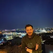 Psk. Enes Karakök — Psikoloji, Kadıköy, İstanbul. Portre fotoğrafı.