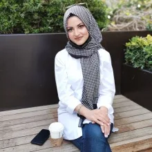 Psk. Ayşe Elif Türkmen — Psikoloji, İstanbul. Portre fotoğrafı.