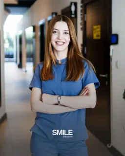 Dr. Dt. Samyeli Sarıhan profilinde yer alan galeri fotoğrafı.